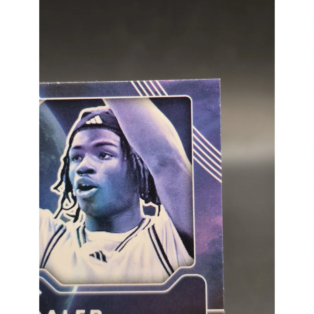 2025-26 Panini Donruss Caleb Holt #2 Zero Gravity Cosmic Purple /299 Wildcats